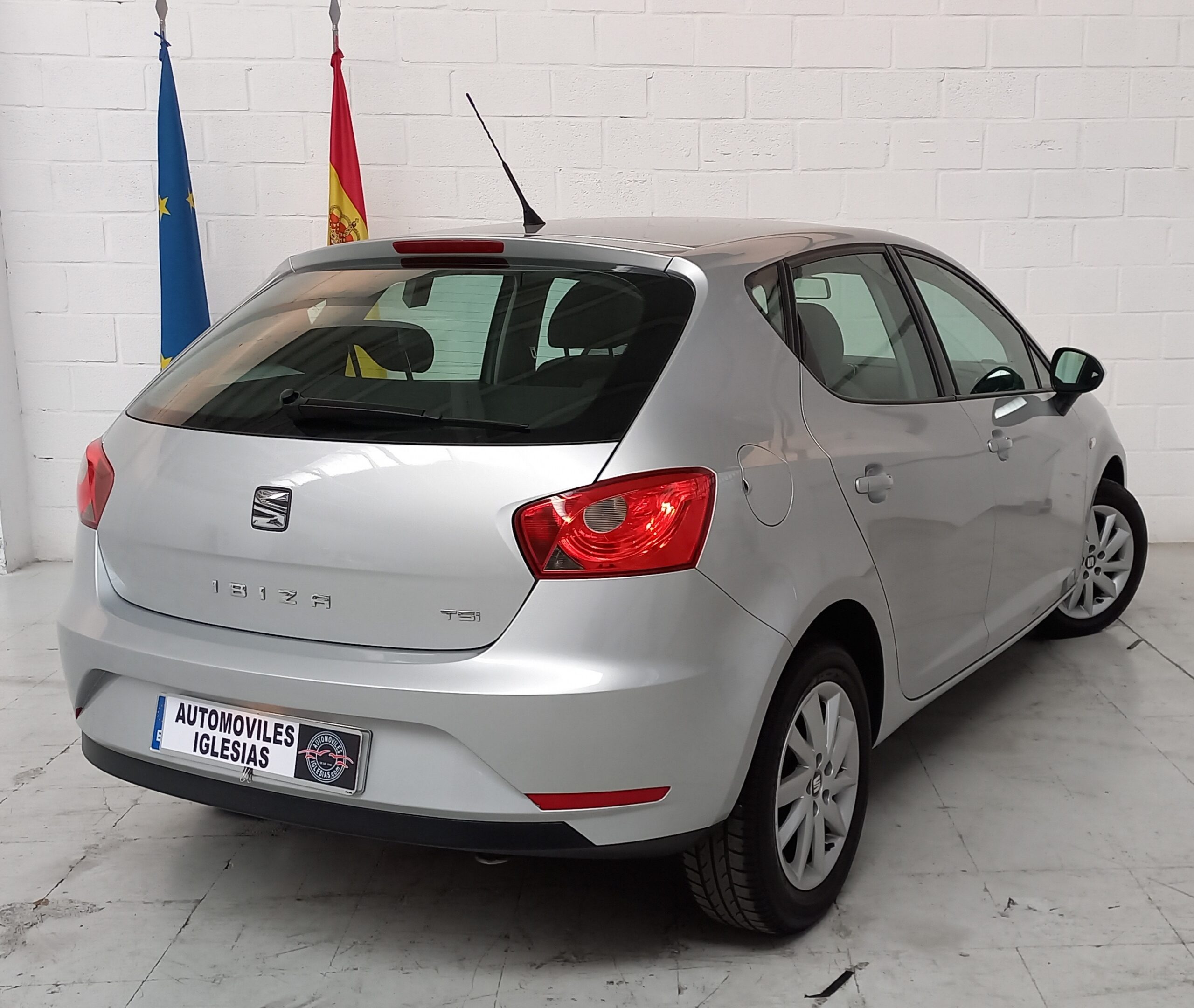 SEAT IBIZA 1.4 TDI 90CV - Imagen 8