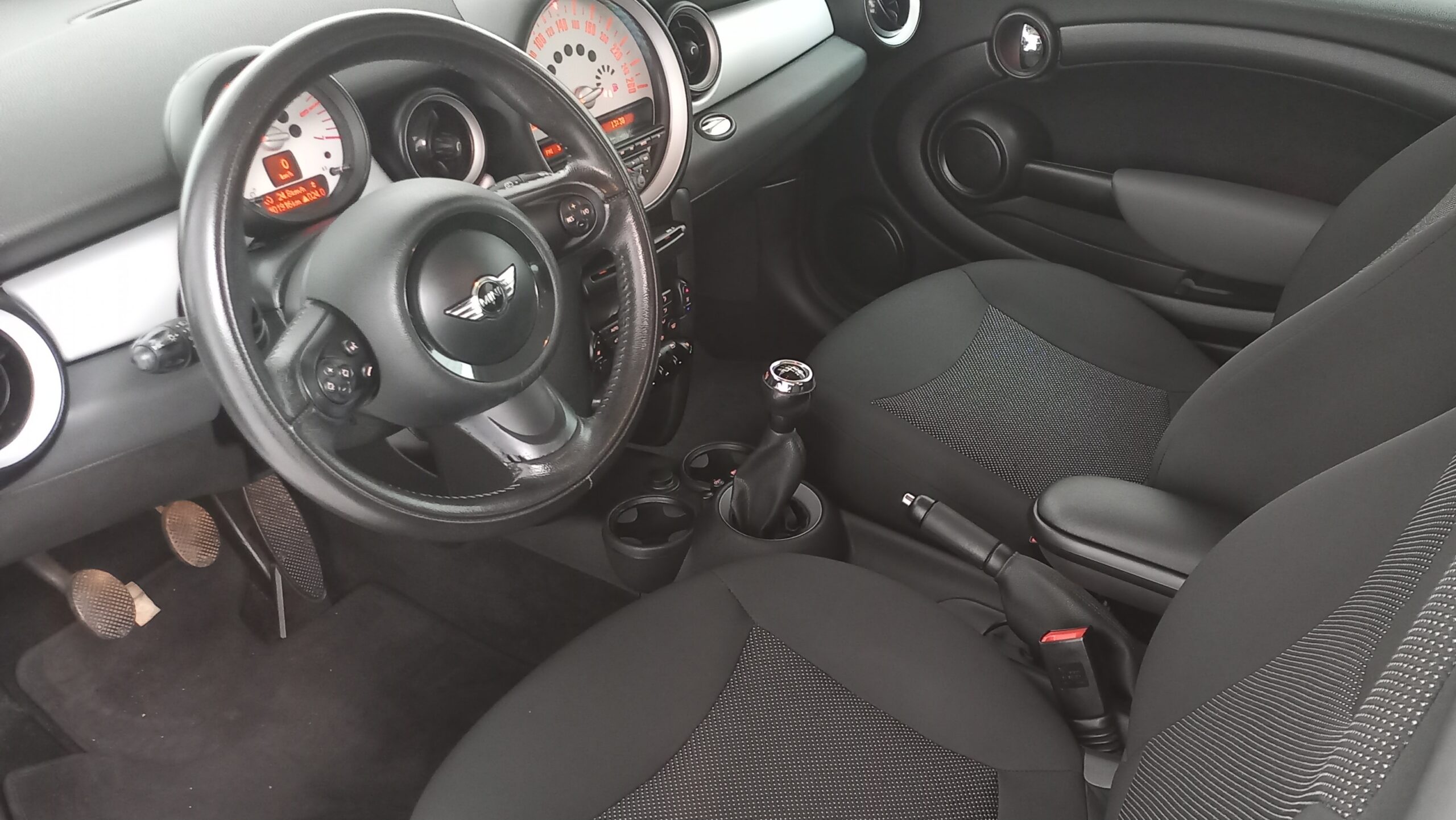 MINI COOPER DIESEL EDITION - Imagen 14