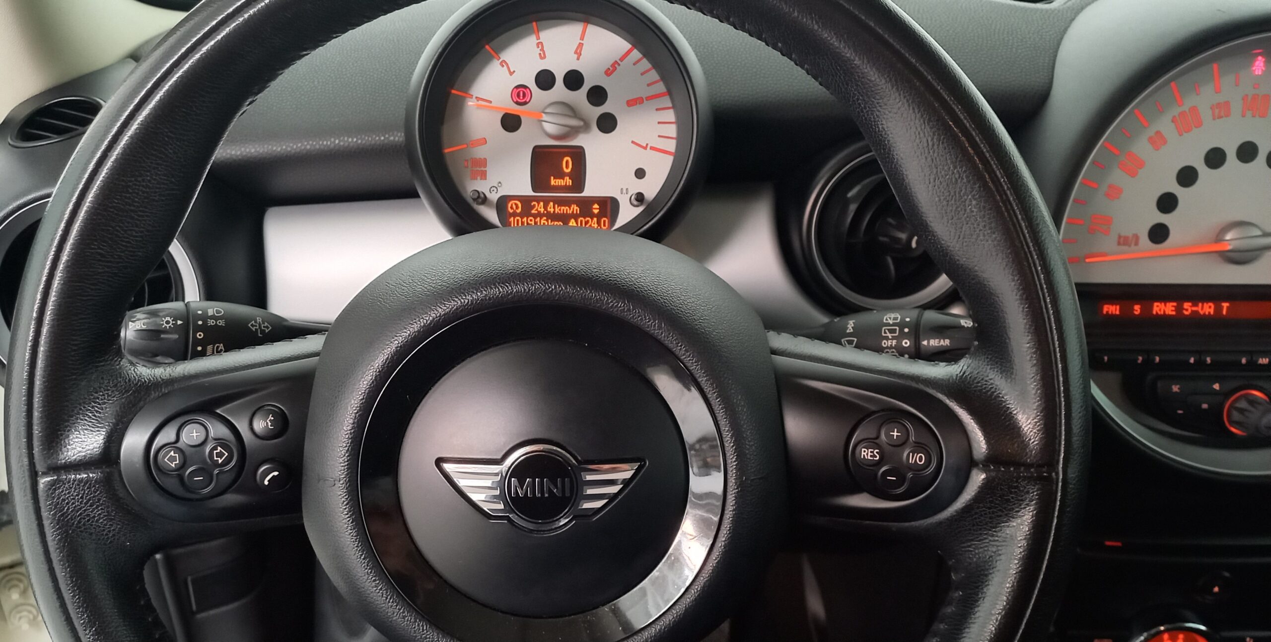 MINI COOPER DIESEL EDITION - Imagen 16