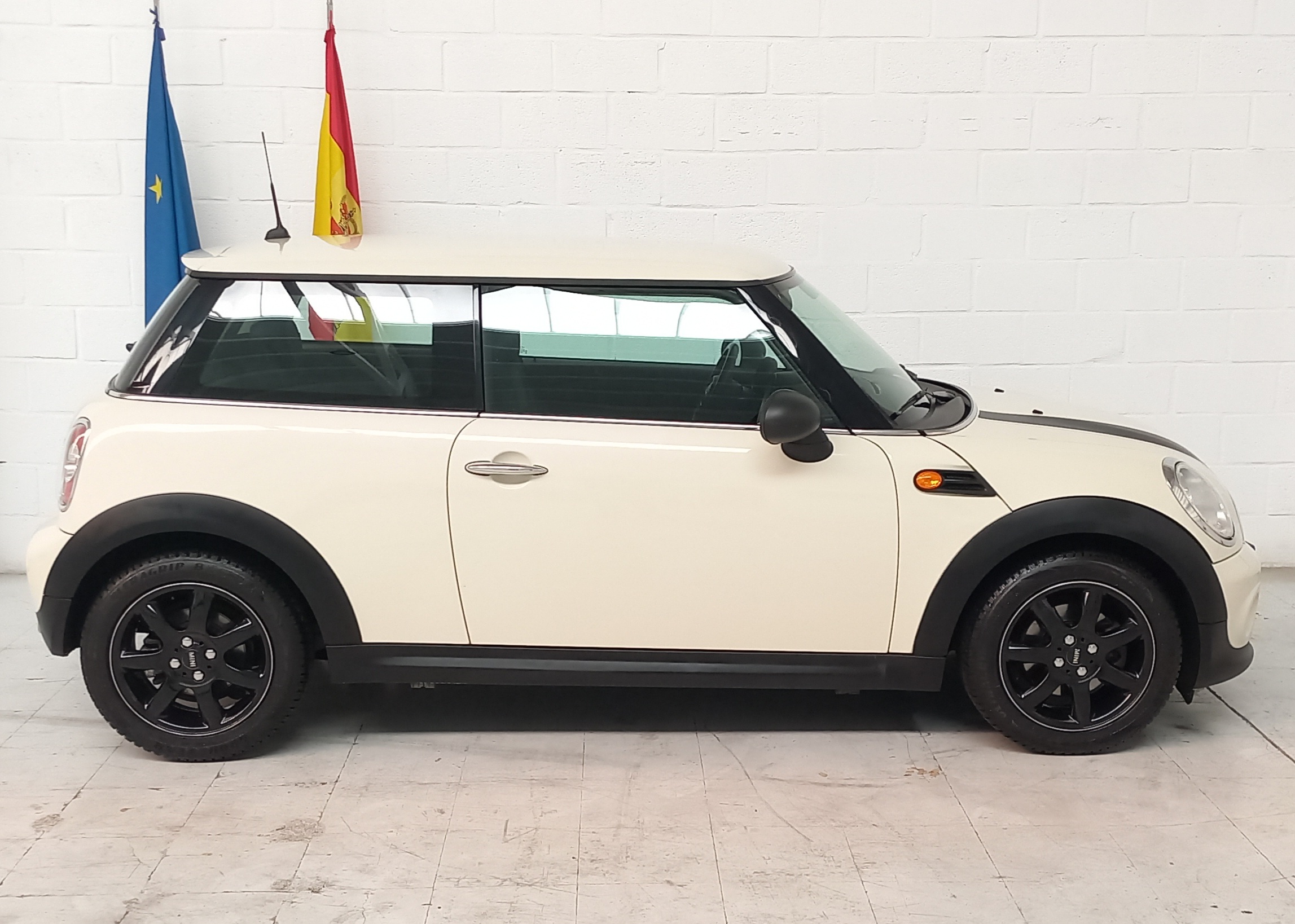 MINI COOPER DIESEL EDITION - Imagen 7