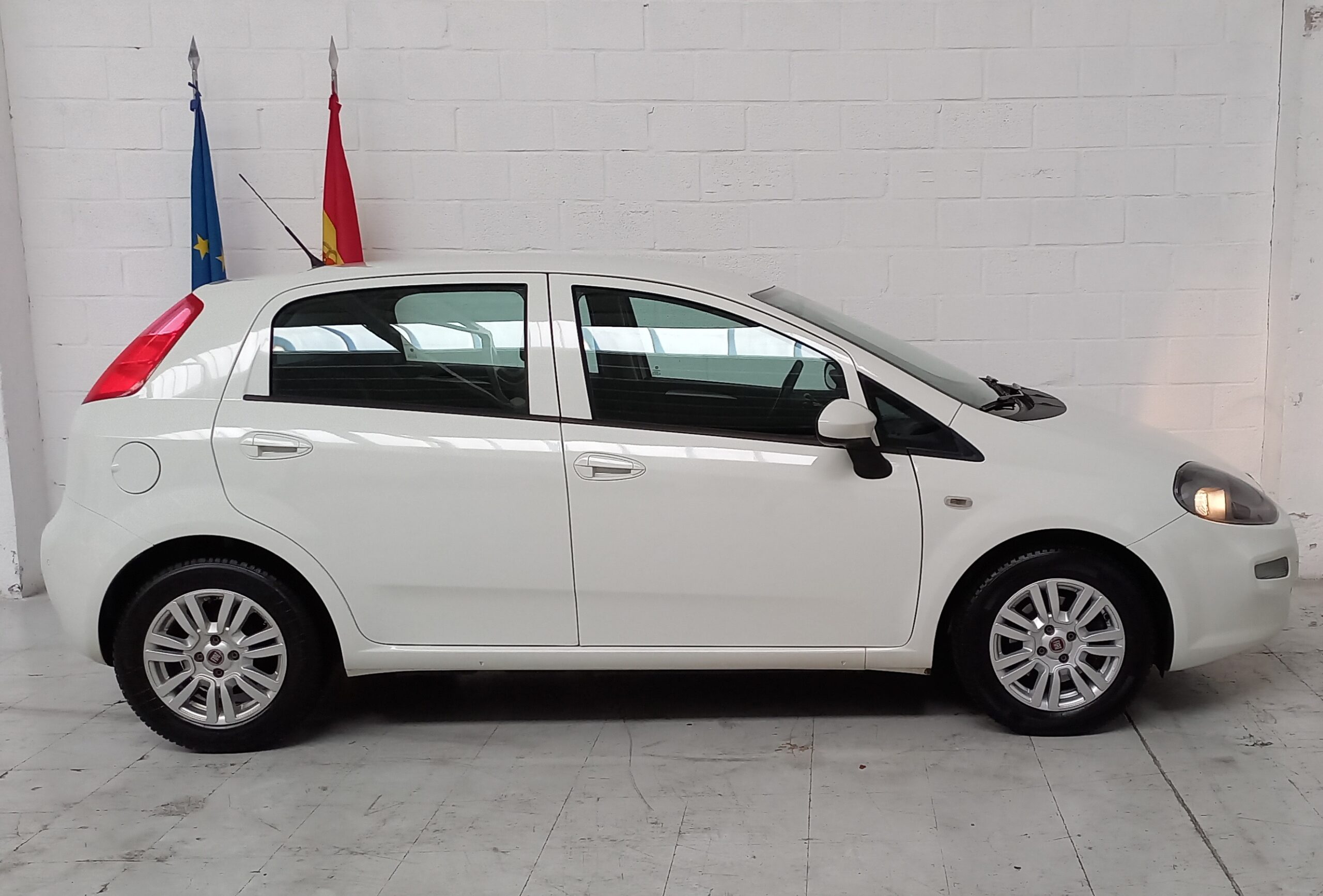 FIAT PUNTO JTD DIESEL - Imagen 7