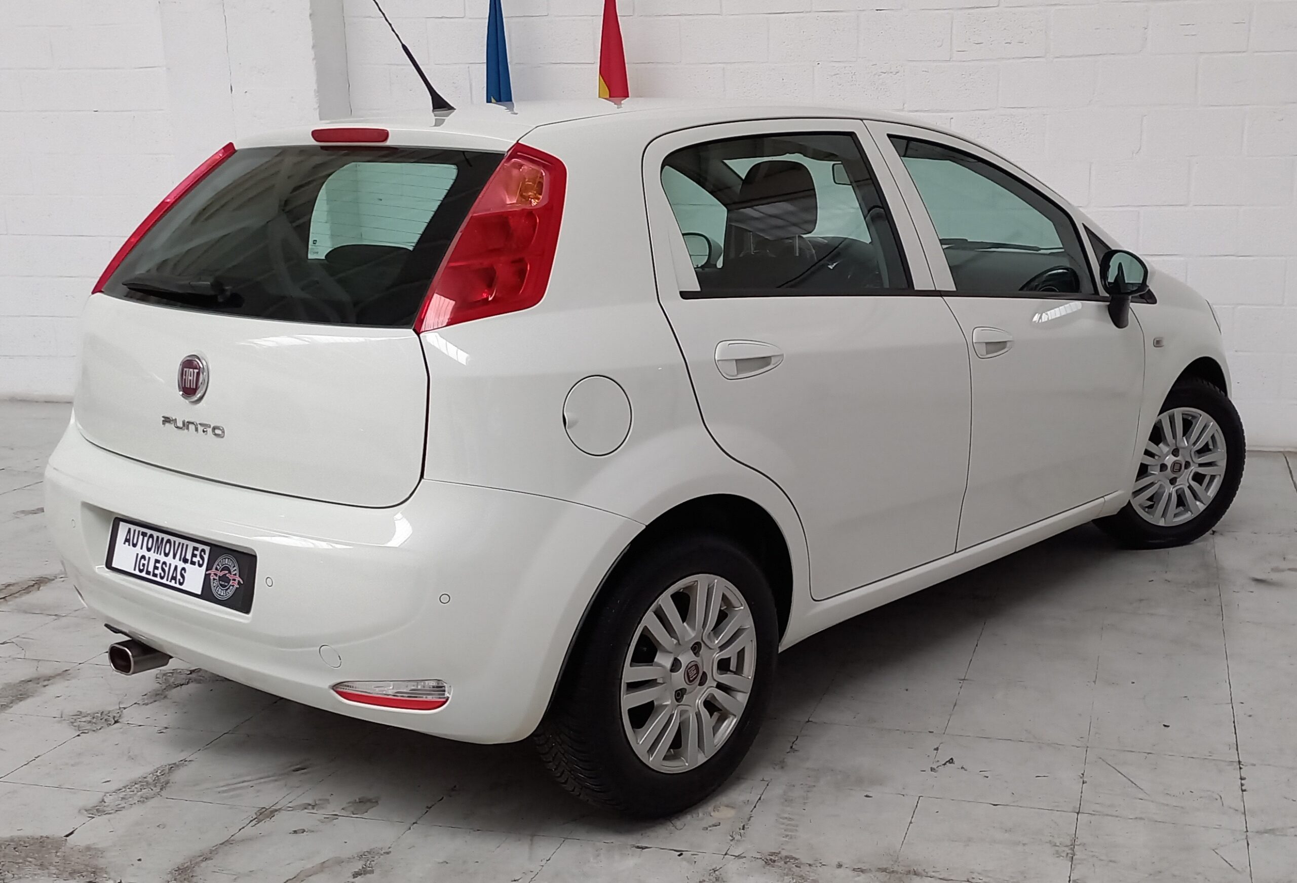 FIAT PUNTO JTD DIESEL - Imagen 9