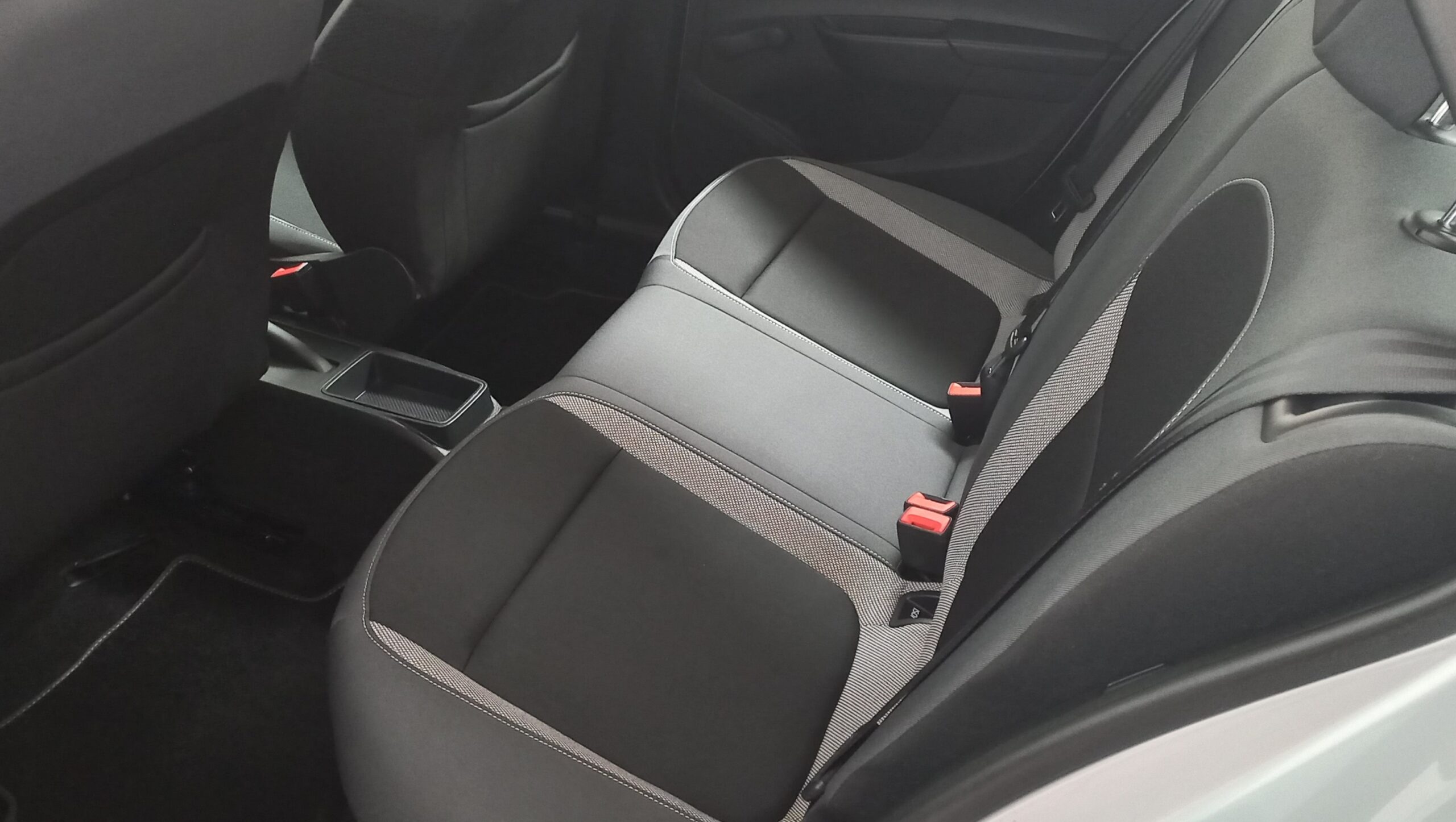 SKODA FABIA TDI 90 CV - Imagen 16