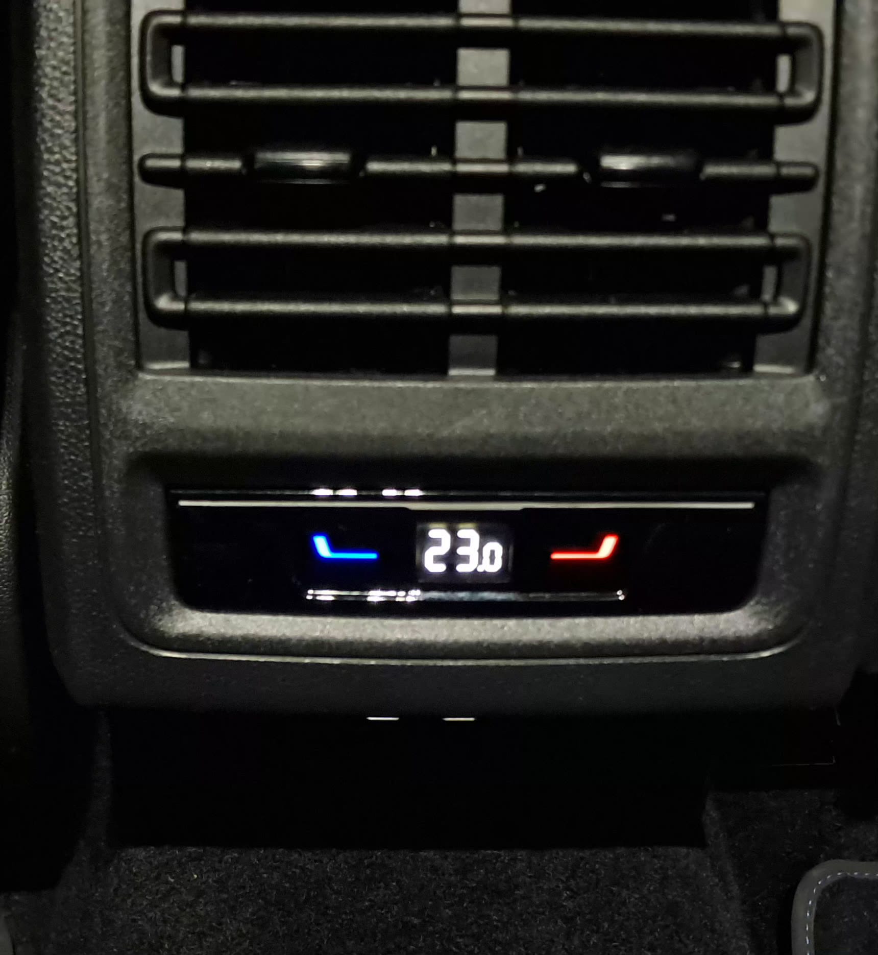 VW GOLF GTE 245CV - Imagen 20