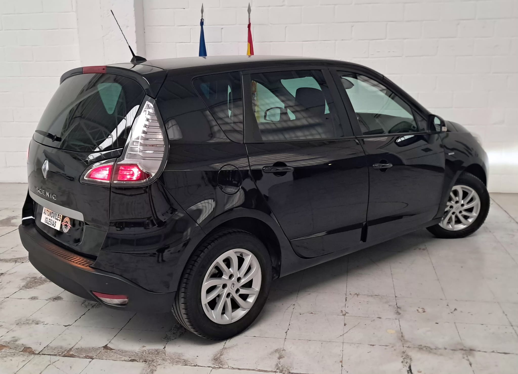 RENAULT SCENIC 110CV DCI LIMITED - Imagen 11