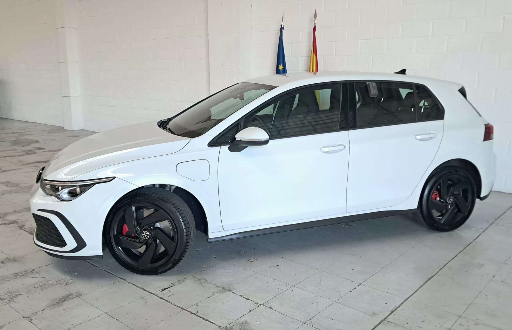VW GOLF GTE 245CV - Imagen 6