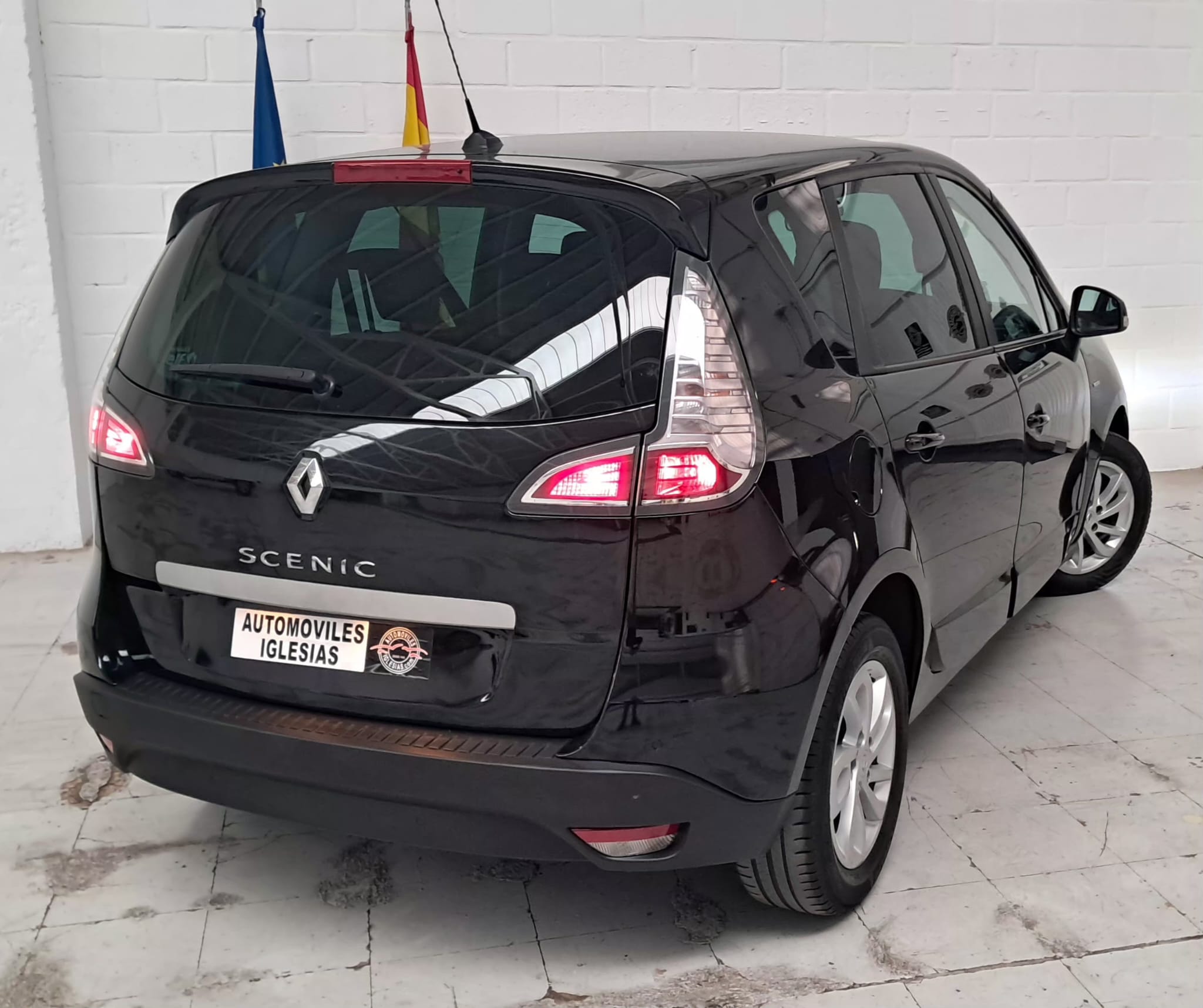 RENAULT SCENIC 110CV DCI LIMITED - Imagen 9